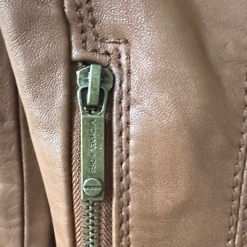 Michael Kors Tan Leather Jacket, Soft and Vintage - Picture 14 of 14
